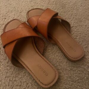 Old Navy Women's Brown Slide Sandals